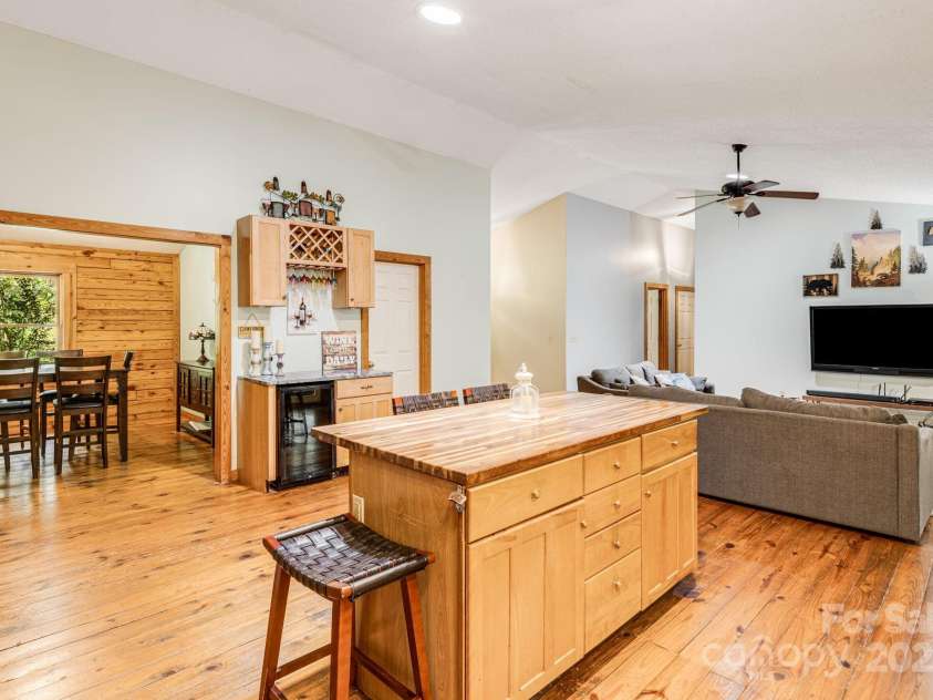 135 Logan Court, Lake Lure, NC 28746.  MLS# CAR4283853, YatesRealty ID 27226. 