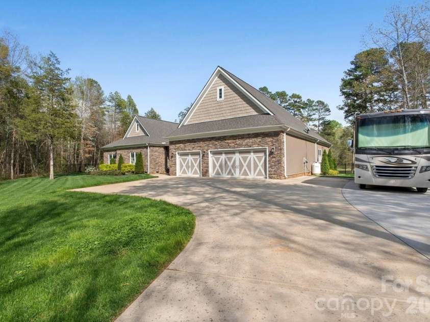 345 Barnwood Drive, Rockwell, NC 28138.  MLS# CAR4365786, YatesRealty ID 27226. 