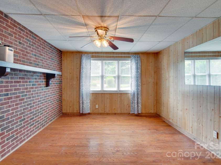 2310 Honeysuckle Place, Lenoir, NC 28645.  MLS# CAR4276060, YatesRealty ID 27227. 