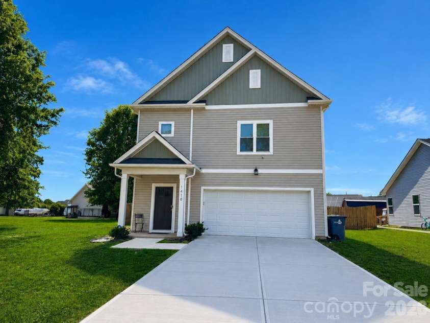 1418 Azalea Avenue, Kannapolis, NC 28081.  MLS# CAR4383823, YatesRealty ID 27228. 