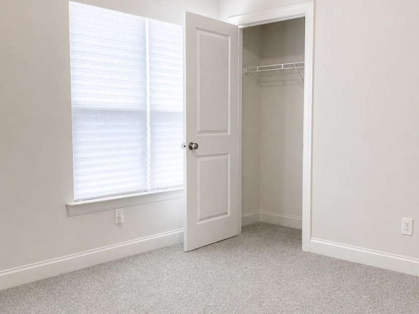 1418 Azalea Avenue, Kannapolis, NC 28081.  MLS# CAR4383823, YatesRealty ID 27228. 