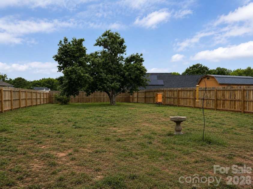 1418 Azalea Avenue, Kannapolis, NC 28081.  MLS# CAR4383823, YatesRealty ID 27228. 