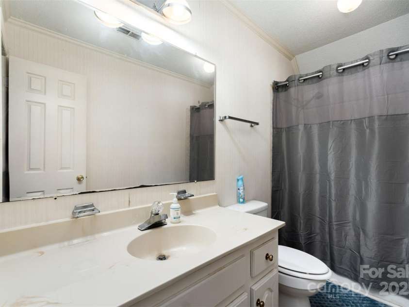2635 Providence Drive, Gastonia, NC 28052.  MLS# CAR4280994, YatesRealty ID 27228. 