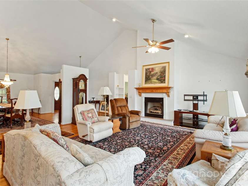 38 Southern Visions Drive, Hendersonville, NC 28792.  MLS# CAR4183487, YatesRealty ID 2723. 