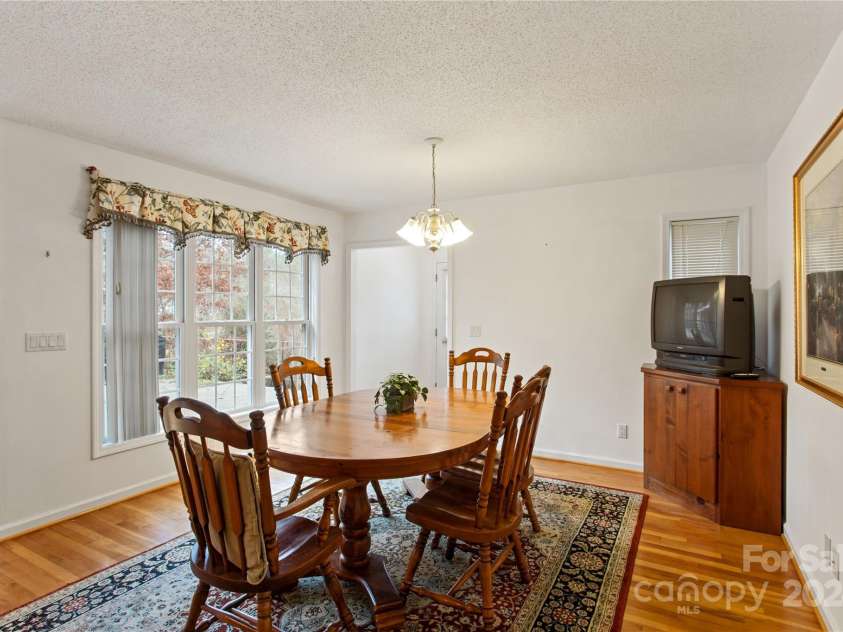 38 Southern Visions Drive, Hendersonville, NC 28792.  MLS# CAR4183487, YatesRealty ID 2723. 