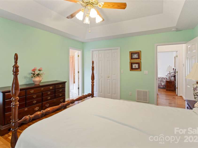 38 Southern Visions Drive, Hendersonville, NC 28792.  MLS# CAR4183487, YatesRealty ID 2723. 