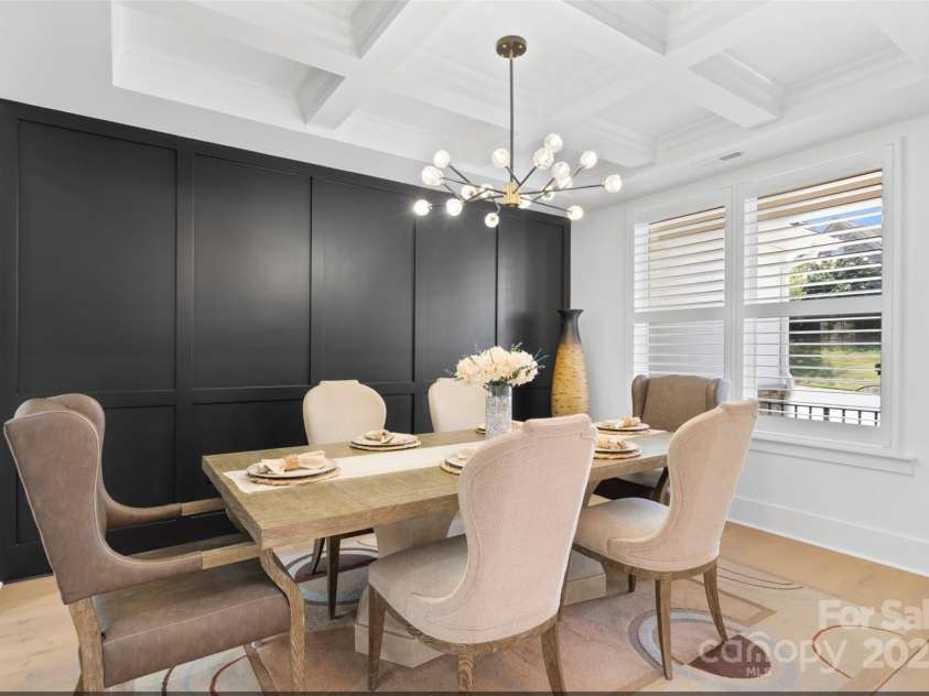 15818 Sparrowridge Court, Charlotte, NC 28278.  MLS# CAR4273574, YatesRealty ID 27230. 