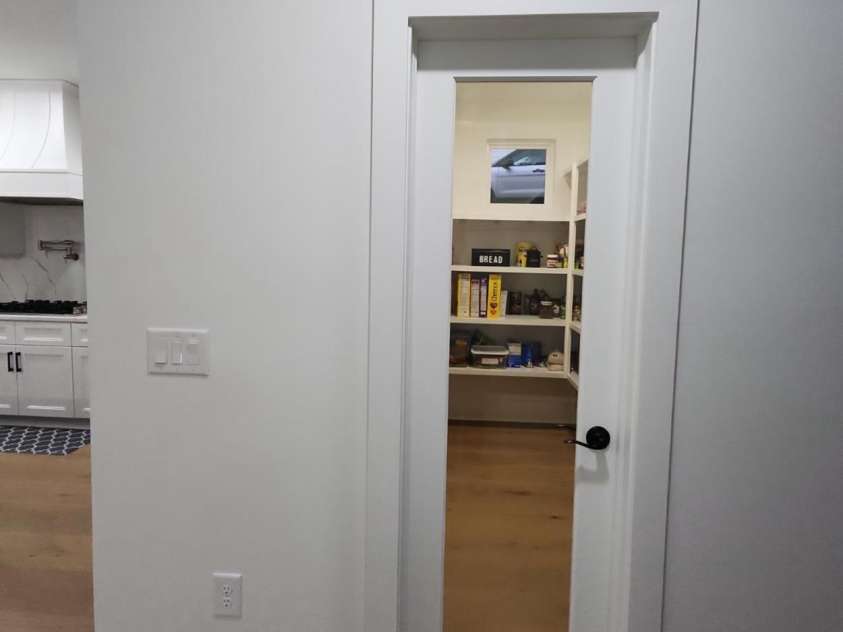 15818 Sparrowridge Court, Charlotte, NC 28278.  MLS# CAR4273574, YatesRealty ID 27230. 