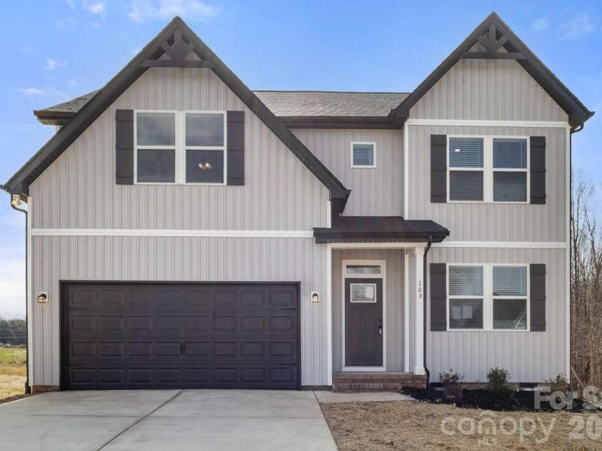 109 Indian Wells Court, Harmony, NC 28634.  MLS# CAR4354271, YatesRealty ID 27231. 