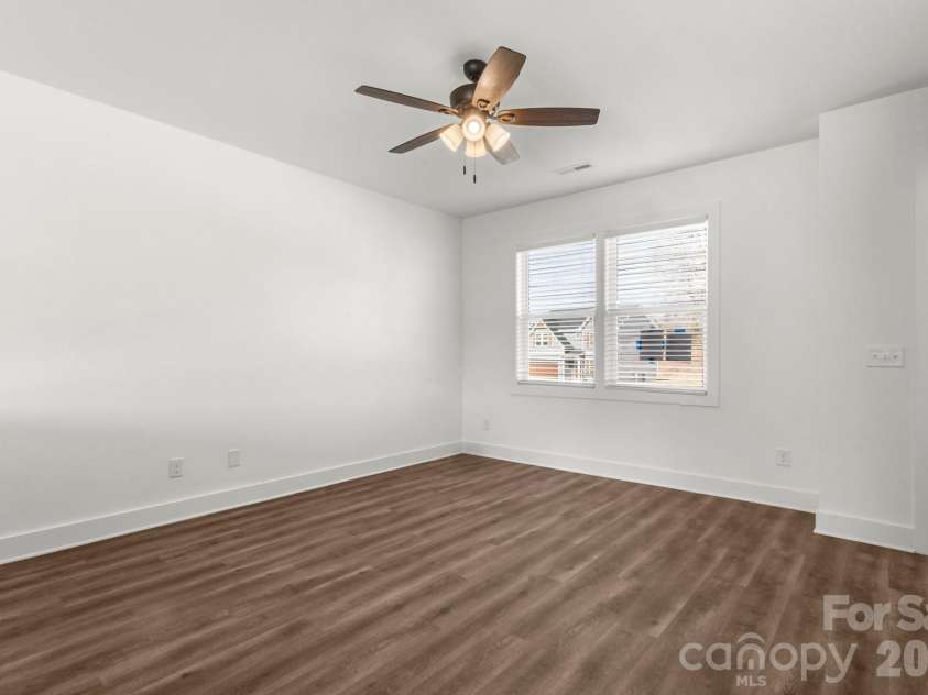 109 Indian Wells Court, Harmony, NC 28634.  MLS# CAR4354271, YatesRealty ID 27231. 
