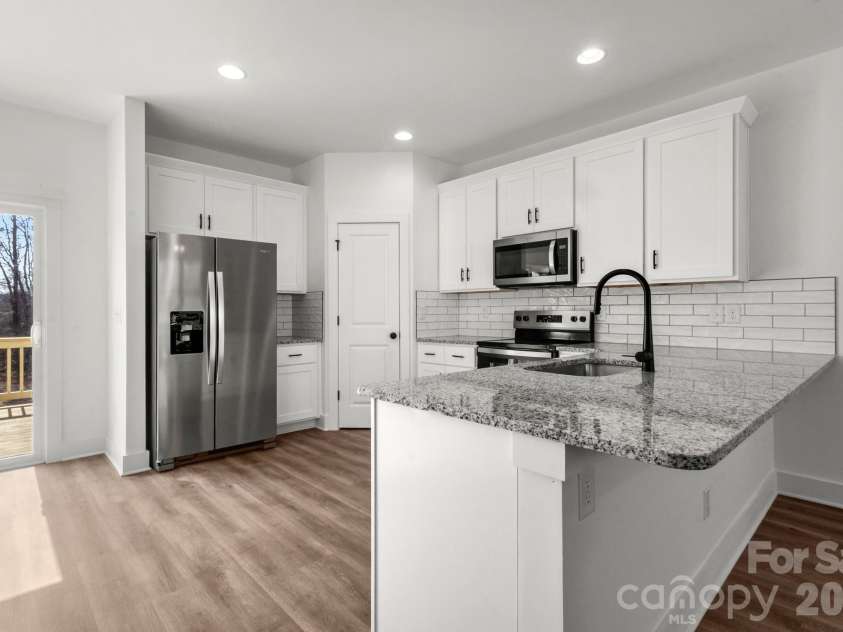 109 Indian Wells Court, Harmony, NC 28634.  MLS# CAR4354271, YatesRealty ID 27231. 