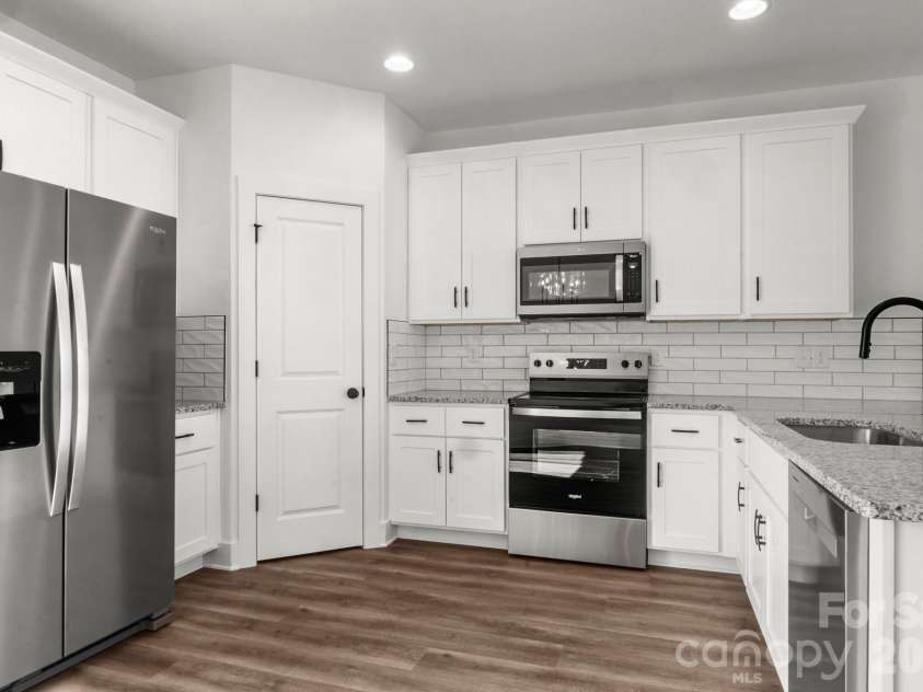 109 Indian Wells Court, Harmony, NC 28634.  MLS# CAR4354271, YatesRealty ID 27231. 
