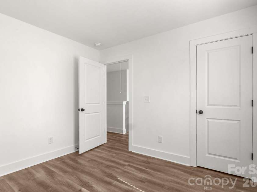 109 Indian Wells Court, Harmony, NC 28634.  MLS# CAR4354271, YatesRealty ID 27231. 