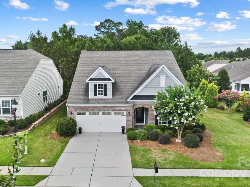 4106 Perth Road, Fort Mill, SC 29707.  MLS# CAR4280800, YatesRealty ID 27234. Great space on right side!