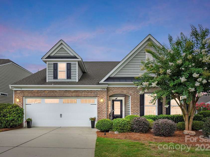 4106 Perth Road, Fort Mill, SC 29707.  MLS# CAR4280800, YatesRealty ID 27234. Welcome Home!