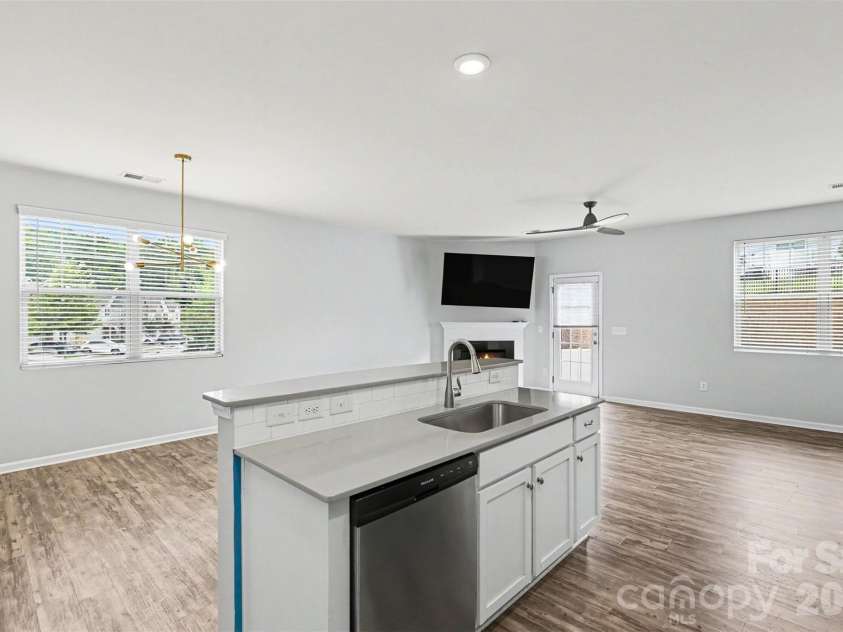 105 Tigris Trail, Fort Mill, SC 29715.  MLS# CAR4394329, YatesRealty ID 27235. 
