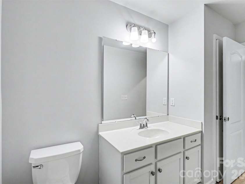 105 Tigris Trail, Fort Mill, SC 29715.  MLS# CAR4394329, YatesRealty ID 27235. 