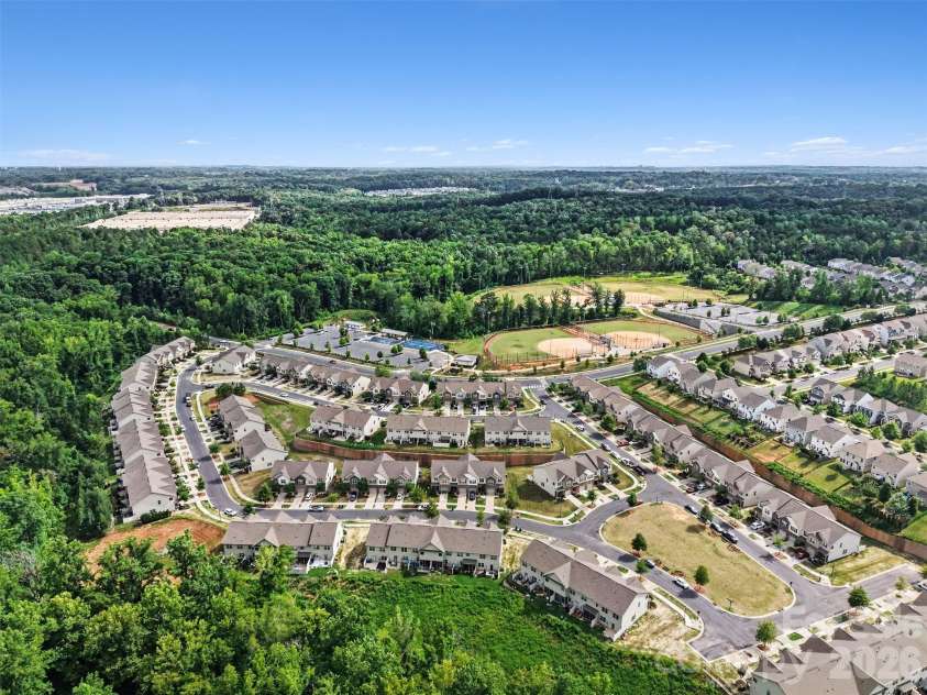105 Tigris Trail, Fort Mill, SC 29715.  MLS# CAR4394329, YatesRealty ID 27235. 