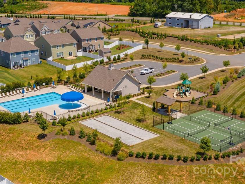 3819 Lake Breeze Drive, Sherrills Ford, NC 28673.  MLS# CAR4281057, YatesRealty ID 27236. 