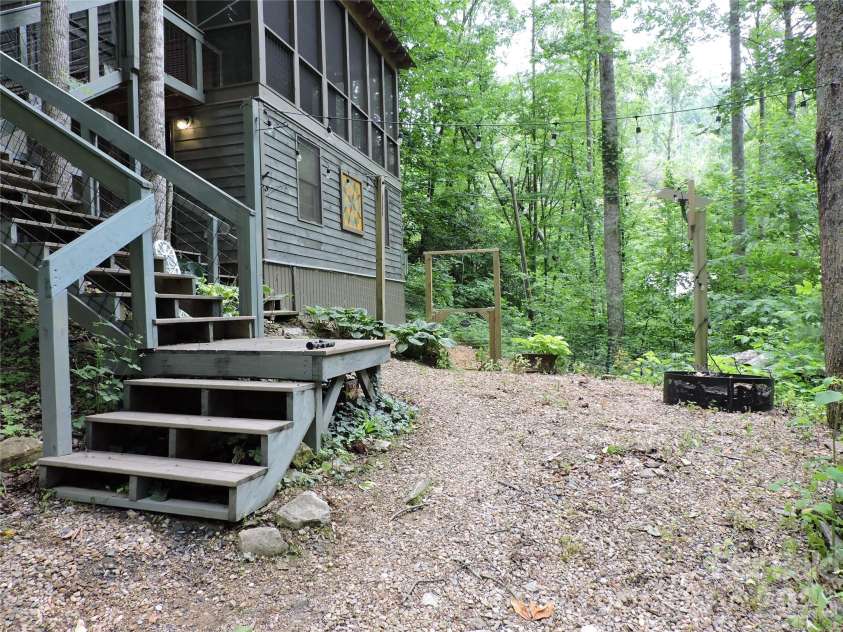 963 Melton Branch Road, Bakersville, NC 28705.  MLS# CAR4388856, YatesRealty ID 27236. Front