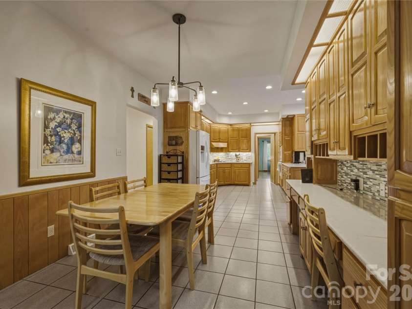213 Hospital Avenue, Lenoir, NC 28645.  MLS# CAR4349929, YatesRealty ID 27237. 