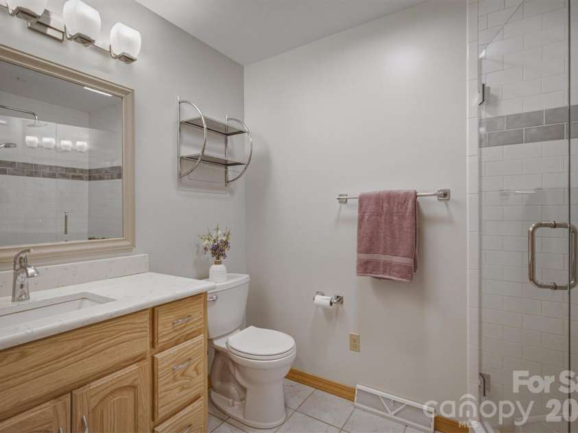 213 Hospital Avenue, Lenoir, NC 28645.  MLS# CAR4349929, YatesRealty ID 27237. 
