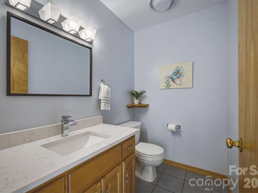 213 Hospital Avenue, Lenoir, NC 28645.  MLS# CAR4349929, YatesRealty ID 27237. 