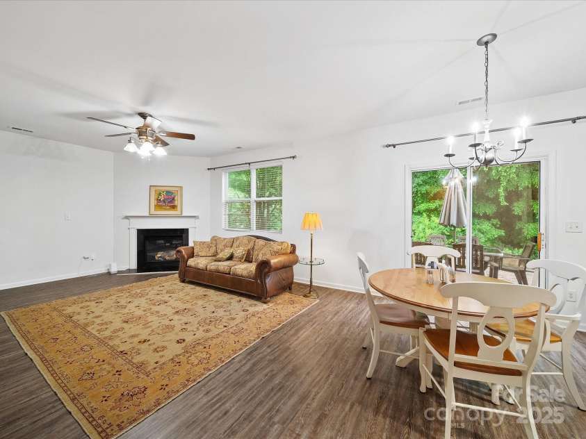 2306 Nettleton Court, Matthews, NC 28105.  MLS# CAR4257451, YatesRealty ID 27237. 