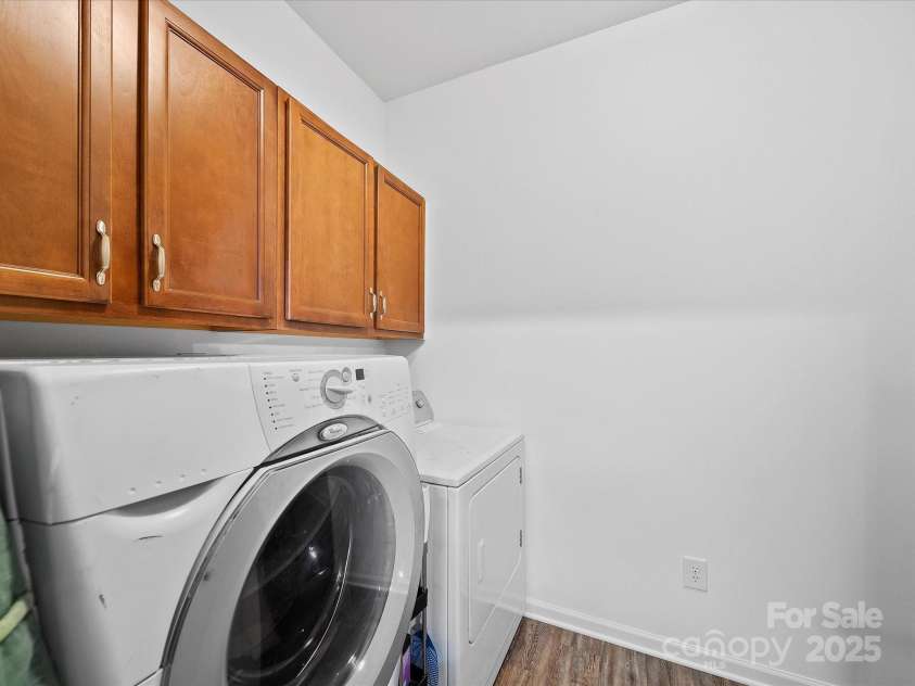 2306 Nettleton Court, Matthews, NC 28105.  MLS# CAR4257451, YatesRealty ID 27237. Laundry Room
