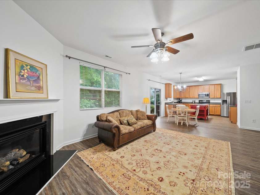 2306 Nettleton Court, Matthews, NC 28105.  MLS# CAR4257451, YatesRealty ID 27237. Open floor Plan