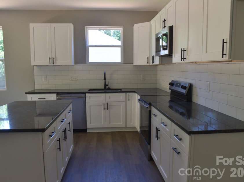 1134 Lyndsey Brooke Court, Lincolnton, NC 28092.  MLS# CAR4383149, YatesRealty ID 27239. 