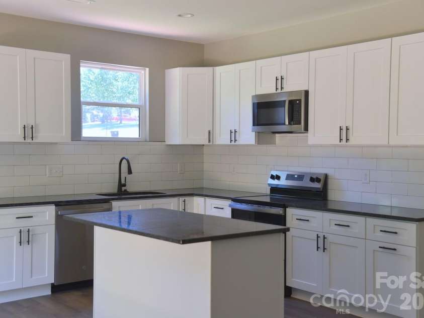 1134 Lyndsey Brooke Court, Lincolnton, NC 28092.  MLS# CAR4383149, YatesRealty ID 27239. 