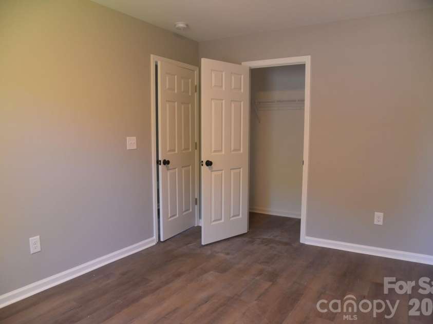1134 Lyndsey Brooke Court, Lincolnton, NC 28092.  MLS# CAR4383149, YatesRealty ID 27239. 