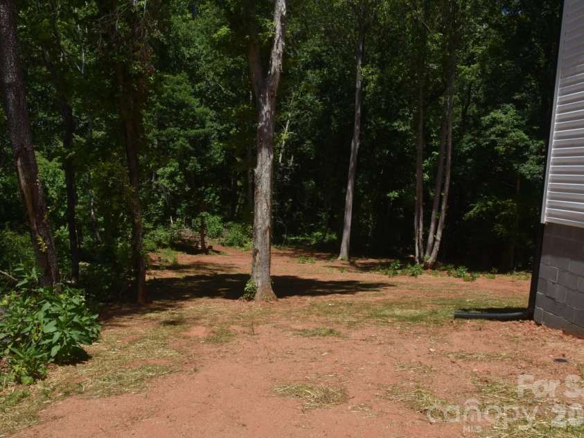 1134 Lyndsey Brooke Court, Lincolnton, NC 28092.  MLS# CAR4383149, YatesRealty ID 27239. 