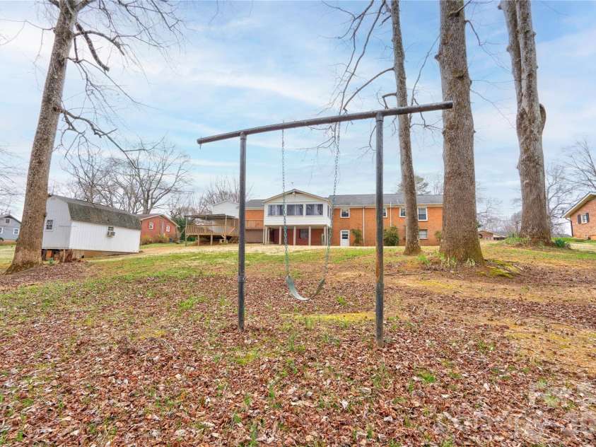 1516 Marlwood Drive, Shelby, NC 28150.  MLS# CAR4347021, YatesRealty ID 2724. Back Yard is large.