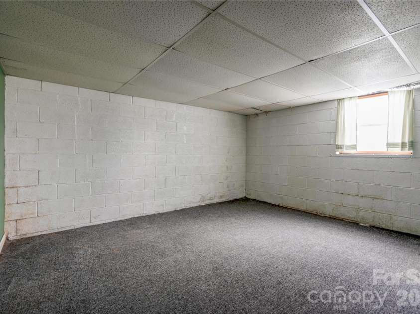 1516 Marlwood Drive, Shelby, NC 28150.  MLS# CAR4347021, YatesRealty ID 2724. Basement Bedroom 4