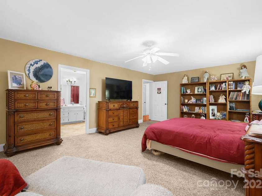 9551 Hitchgate Drive, Mint Hill, NC 28227.  MLS# CAR4297789, YatesRealty ID 2724. 