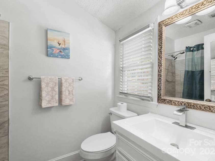 9551 Hitchgate Drive, Mint Hill, NC 28227.  MLS# CAR4297789, YatesRealty ID 2724. 