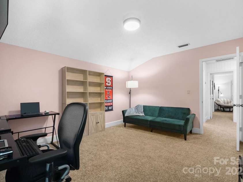 9551 Hitchgate Drive, Mint Hill, NC 28227.  MLS# CAR4297789, YatesRealty ID 2724. 