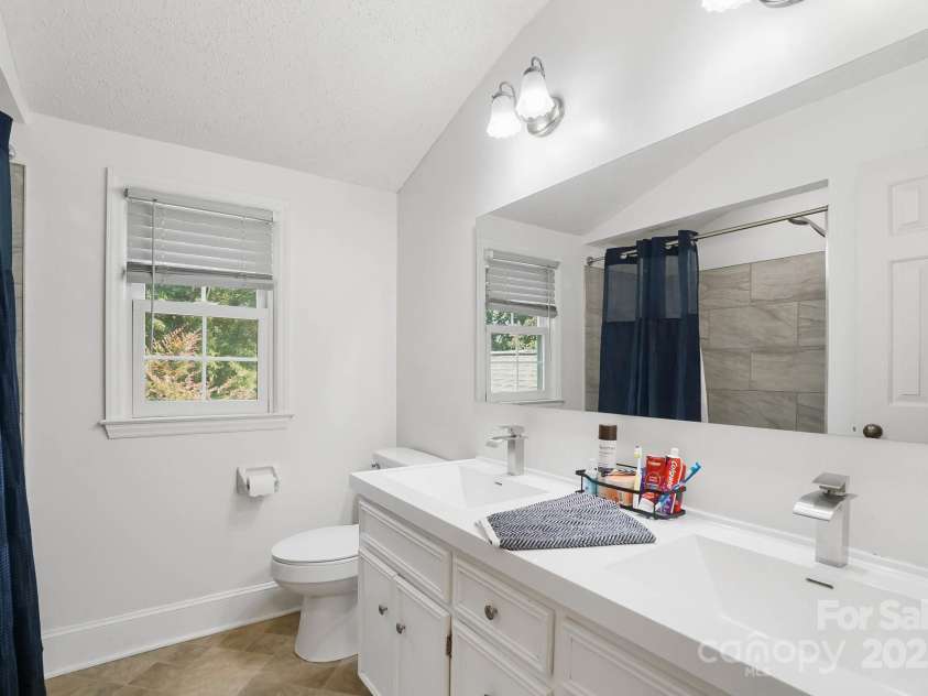 9551 Hitchgate Drive, Mint Hill, NC 28227.  MLS# CAR4297789, YatesRealty ID 2724. 