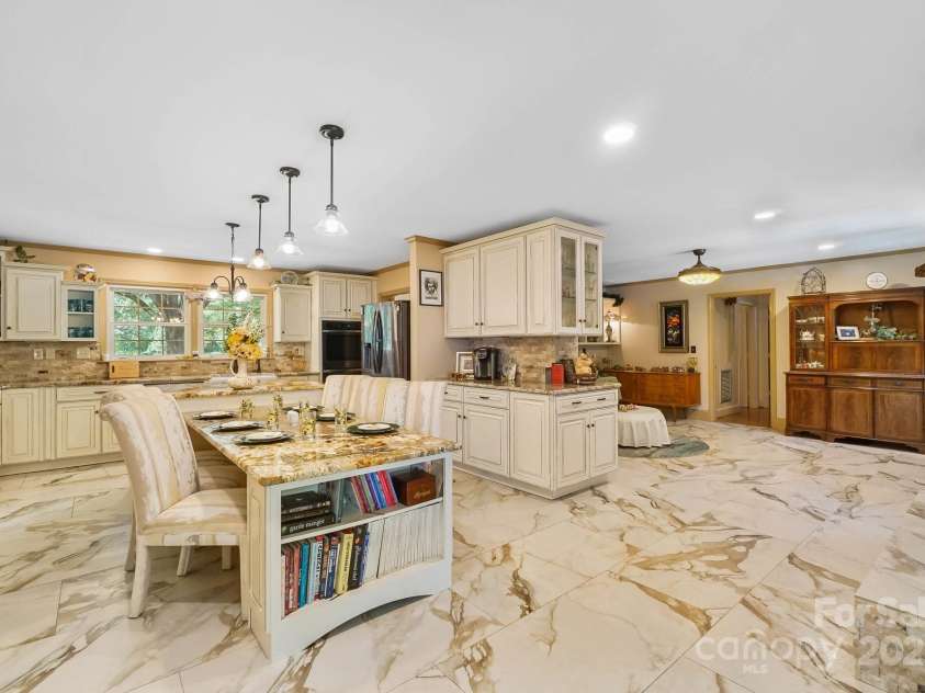 9551 Hitchgate Drive, Mint Hill, NC 28227.  MLS# CAR4297789, YatesRealty ID 2724. 