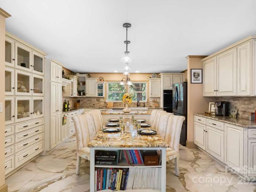 9551 Hitchgate Drive, Mint Hill, NC 28227.  MLS# CAR4297789, YatesRealty ID 2724. 