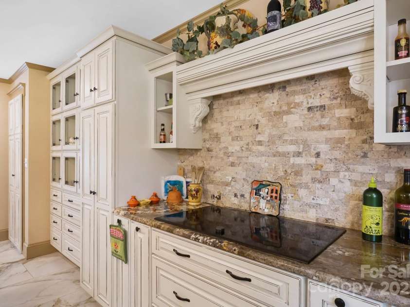 9551 Hitchgate Drive, Mint Hill, NC 28227.  MLS# CAR4297789, YatesRealty ID 2724. 