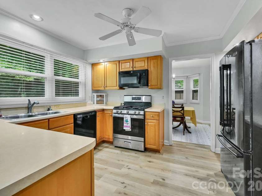 31 St Andrews Drive, Etowah, NC 28729.  MLS# CAR4379830, YatesRealty ID 27240. Kitchen Has New Dishwasher and Countertop Microwave