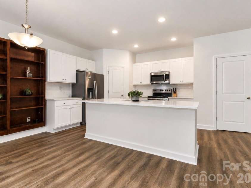 487 Kacys Way Place, Concord, NC 28025.  MLS# CAR4377231, YatesRealty ID 27241. 