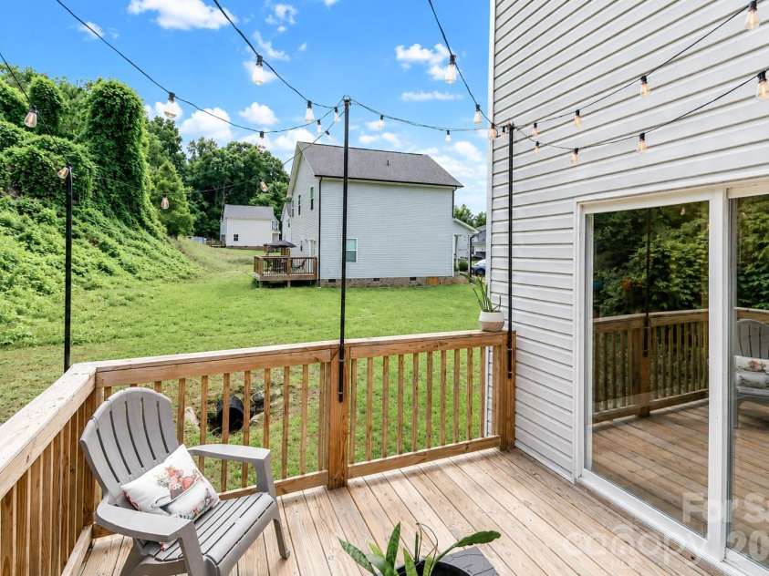 487 Kacys Way Place, Concord, NC 28025.  MLS# CAR4377231, YatesRealty ID 27241. 
