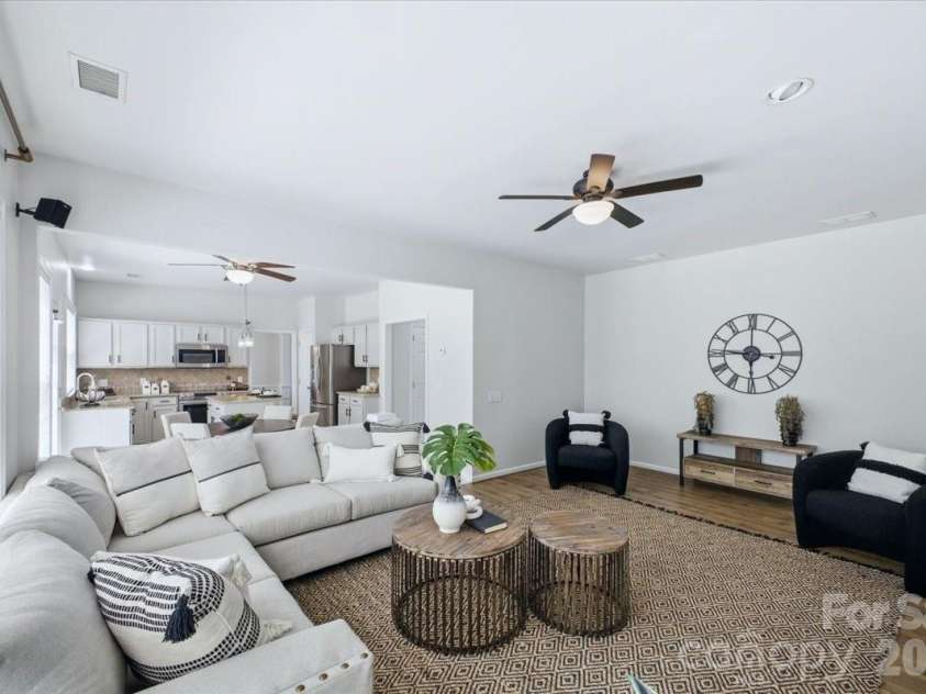 3524 Arborhill Road, Charlotte, NC 28270.  MLS# CAR4384147, YatesRealty ID 27242. 