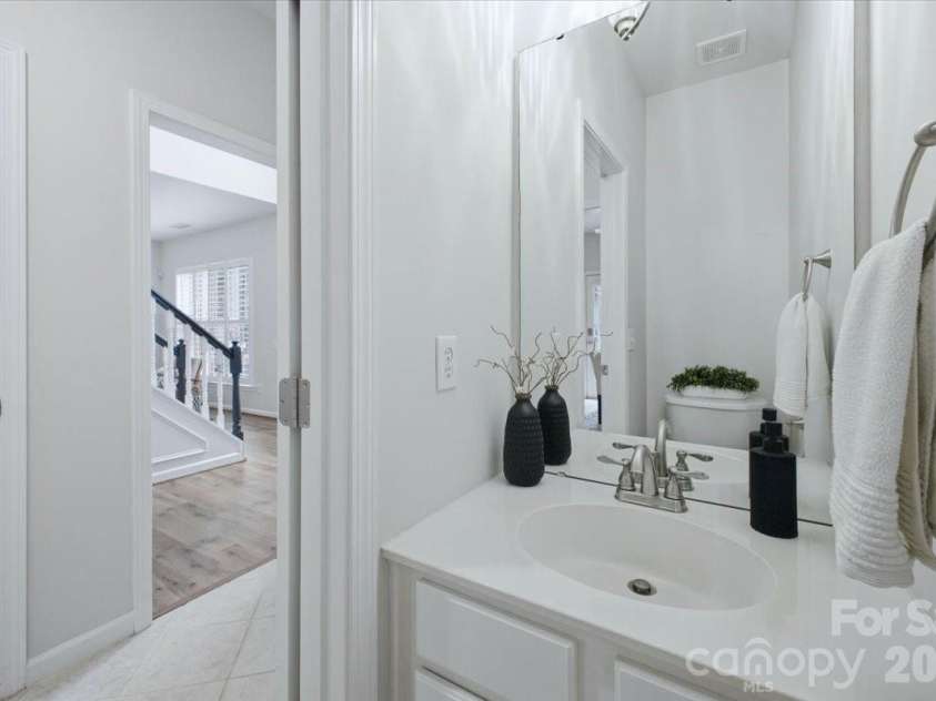 3524 Arborhill Road, Charlotte, NC 28270.  MLS# CAR4384147, YatesRealty ID 27242. 