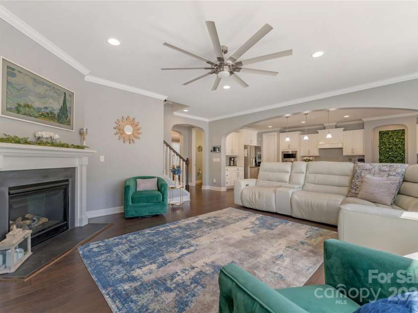 11333 Preservation Lane, Charlotte, NC 28278.  MLS# CAR4256851, YatesRealty ID 27243. 