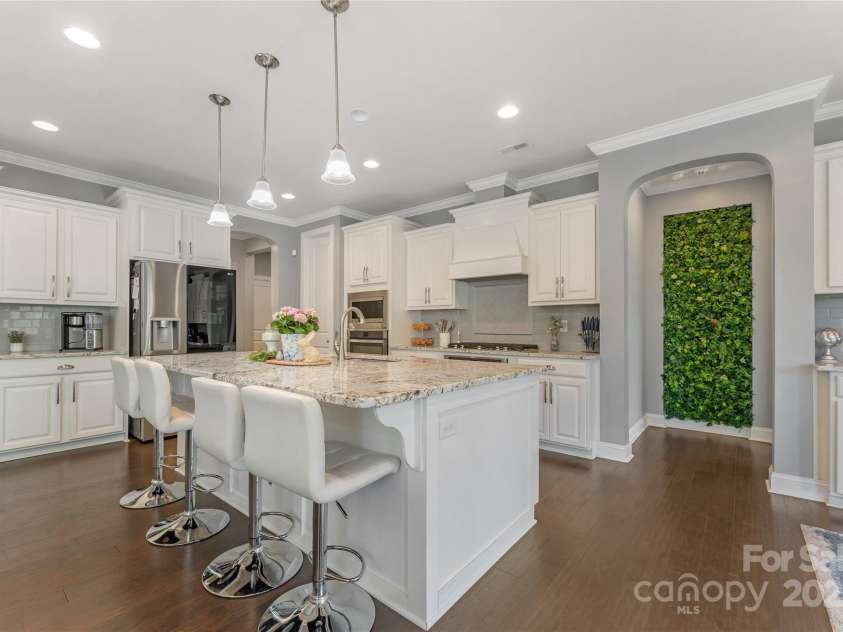 11333 Preservation Lane, Charlotte, NC 28278.  MLS# CAR4256851, YatesRealty ID 27243. 